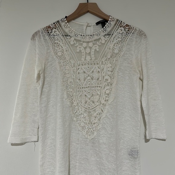 Forever 21 crochet off white sweater top - Picture 2 of 5